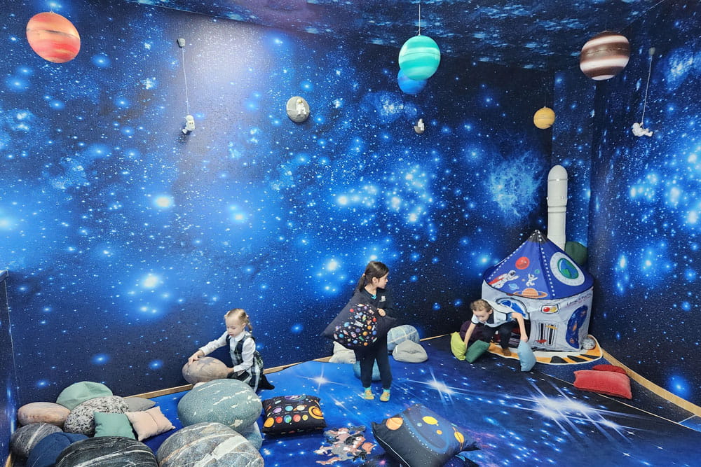创造更多学习空间 - New Primary Learning Spaces