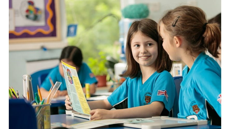 Making Friends and Settling in: A Guide to Moving to a New School - making-friends-and-settling-in-a-guide-to-moving-to-a-new-school