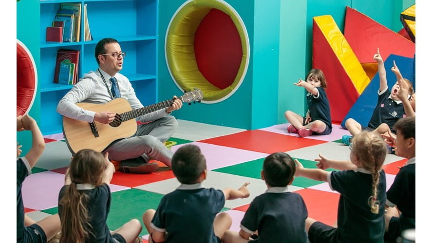 教师风采 - Tomasz Piotrowski - teacher-profile-tomasz-piotrowski