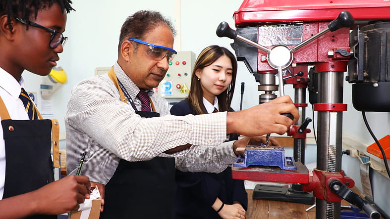 Noor Qadri - Noor Qadri