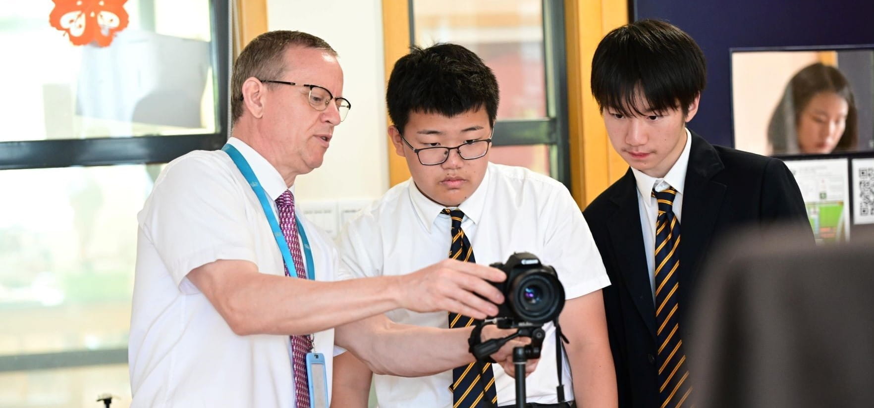 南京英国国际学校教师与助教|南京英国国际学校 - 01 Tertiary Page Header