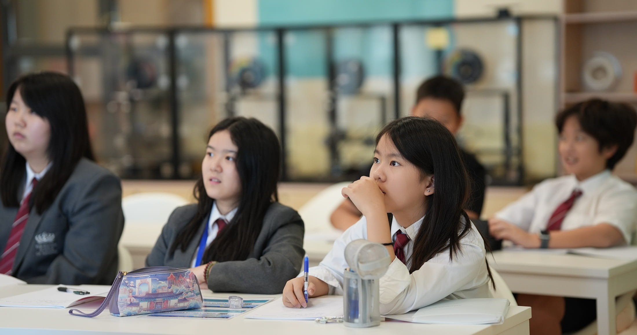 The British School of Nanjing | Nord Anglia Education - Feature Cards Pattern