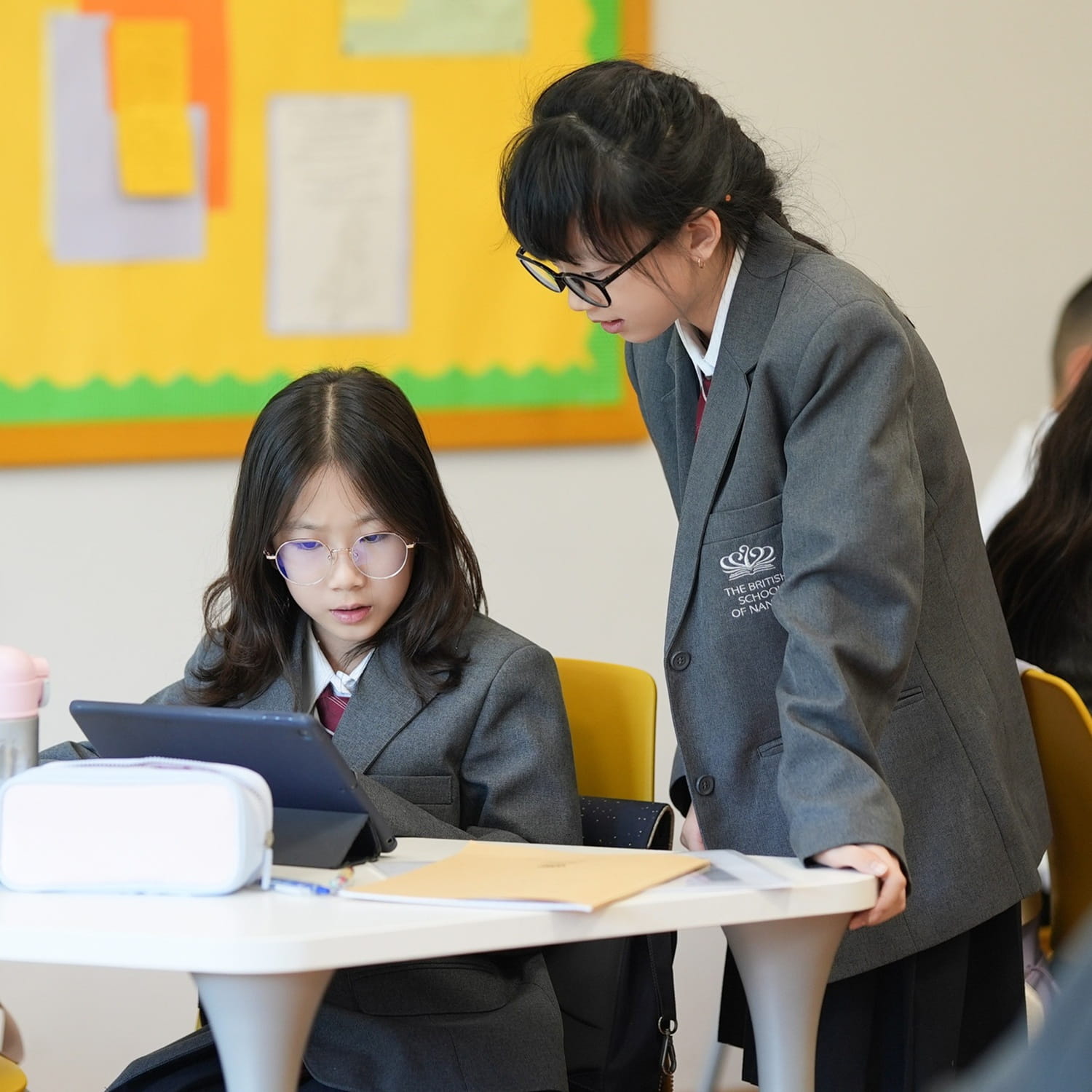 入学资格与学费｜南京英国国际学校 - Image-50-50