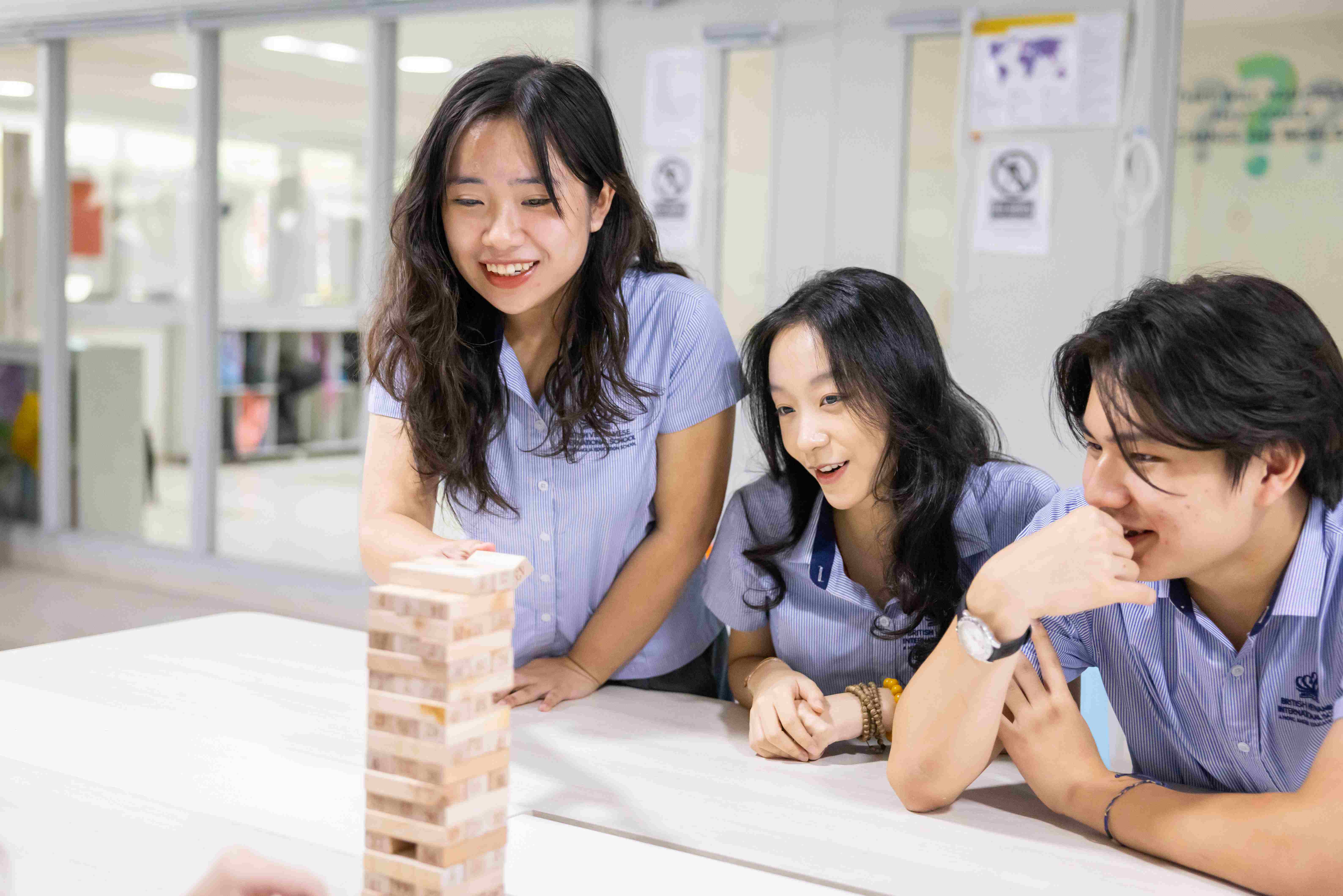 A Level tại Việt Nam | BVIS HCMC - 04 - visualTimeline WithTags