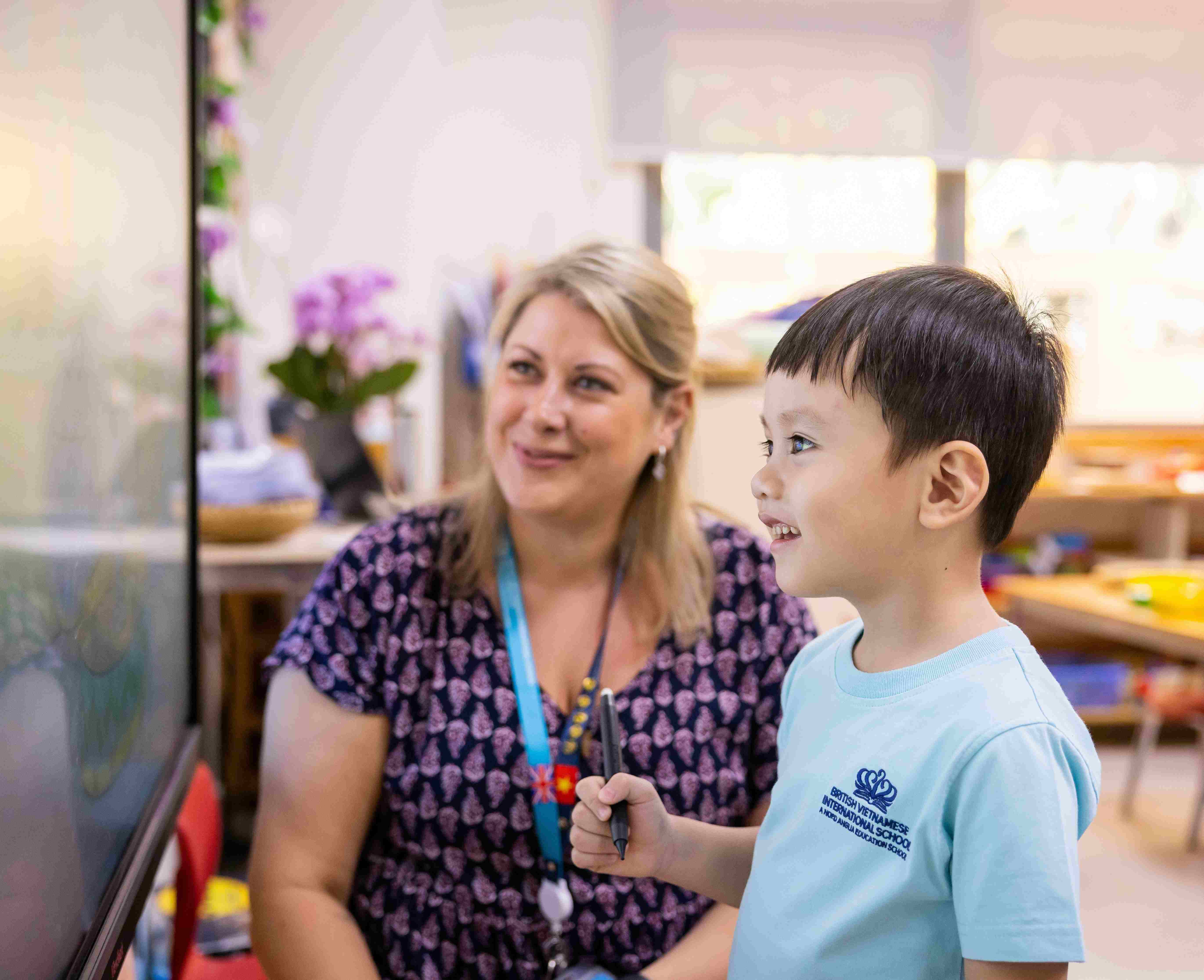 Phương pháp Giảng dạy | BVIS HCMC | Nord Anglia  - Small Text And Image 2