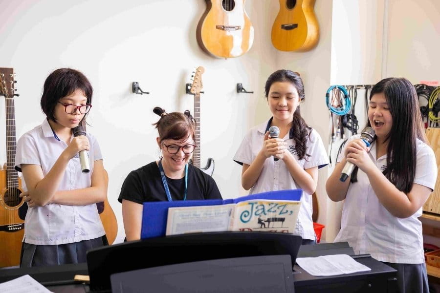 Academic Excellence | BVIS HCMC - 04 - visualTimeline WithTags