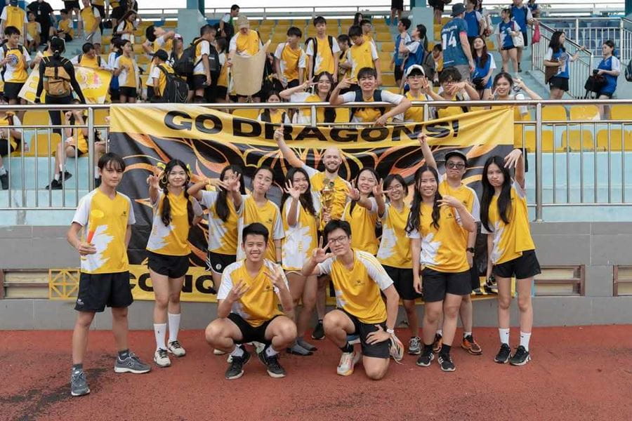 Chí Khang (Eric), niên khóa 2024–2025: chinh phục 7 trường đại học hàng đầu tại Mỹ và Canada cùng tổng học bổng $235,000 - Eric Class of 25 Gains Admission to 7 Top Universities with $235K in Scholarships