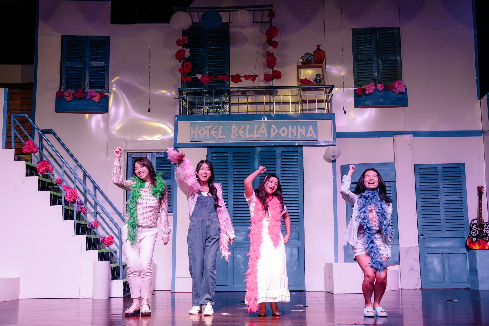 The classical music Mamma Mia: The happy melody from the Mediterranean sunshine overflows! - Carousel For News Detail