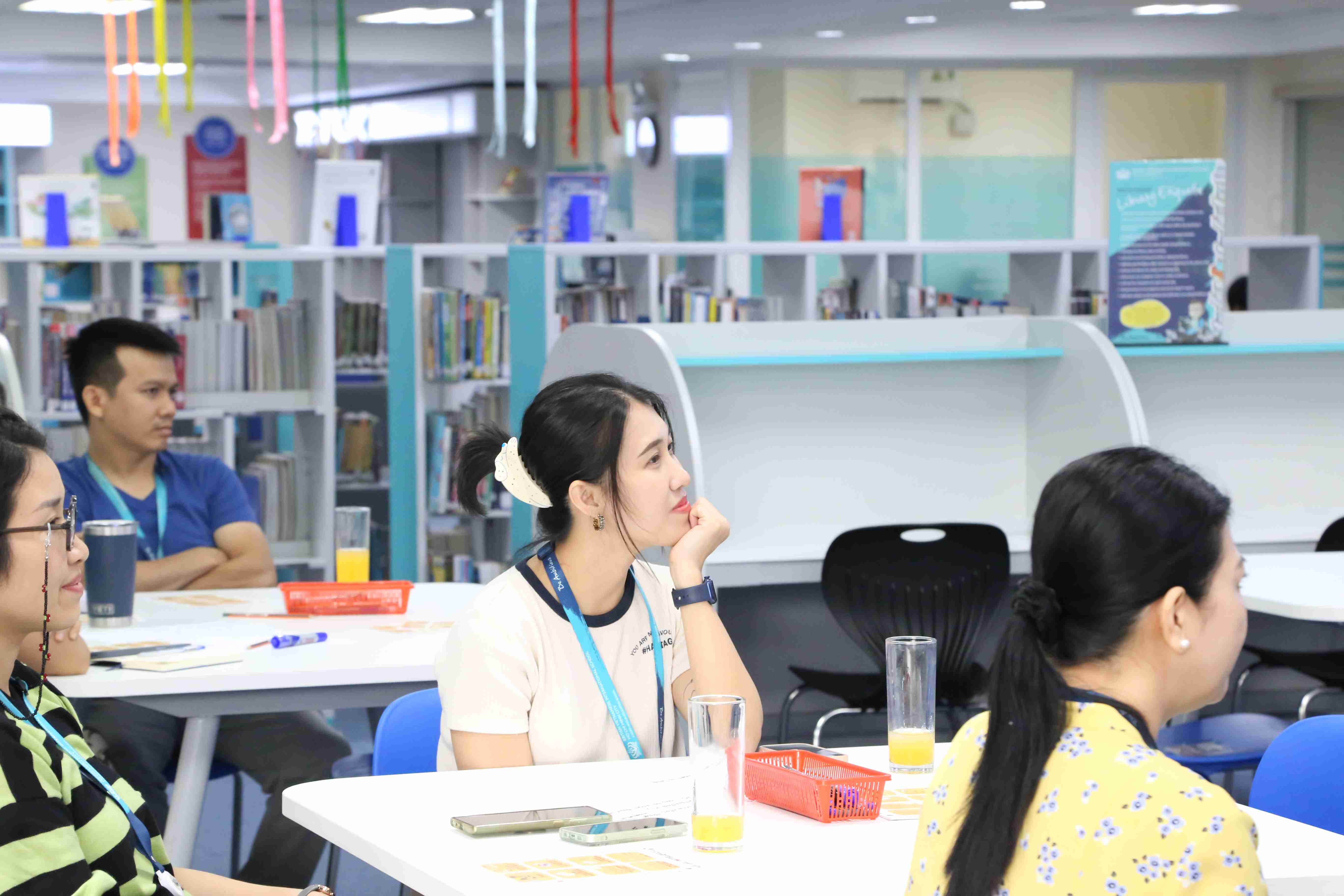 When Moms and Dads Become Storytellers - BVISHCMC EYFS Reading Workshop