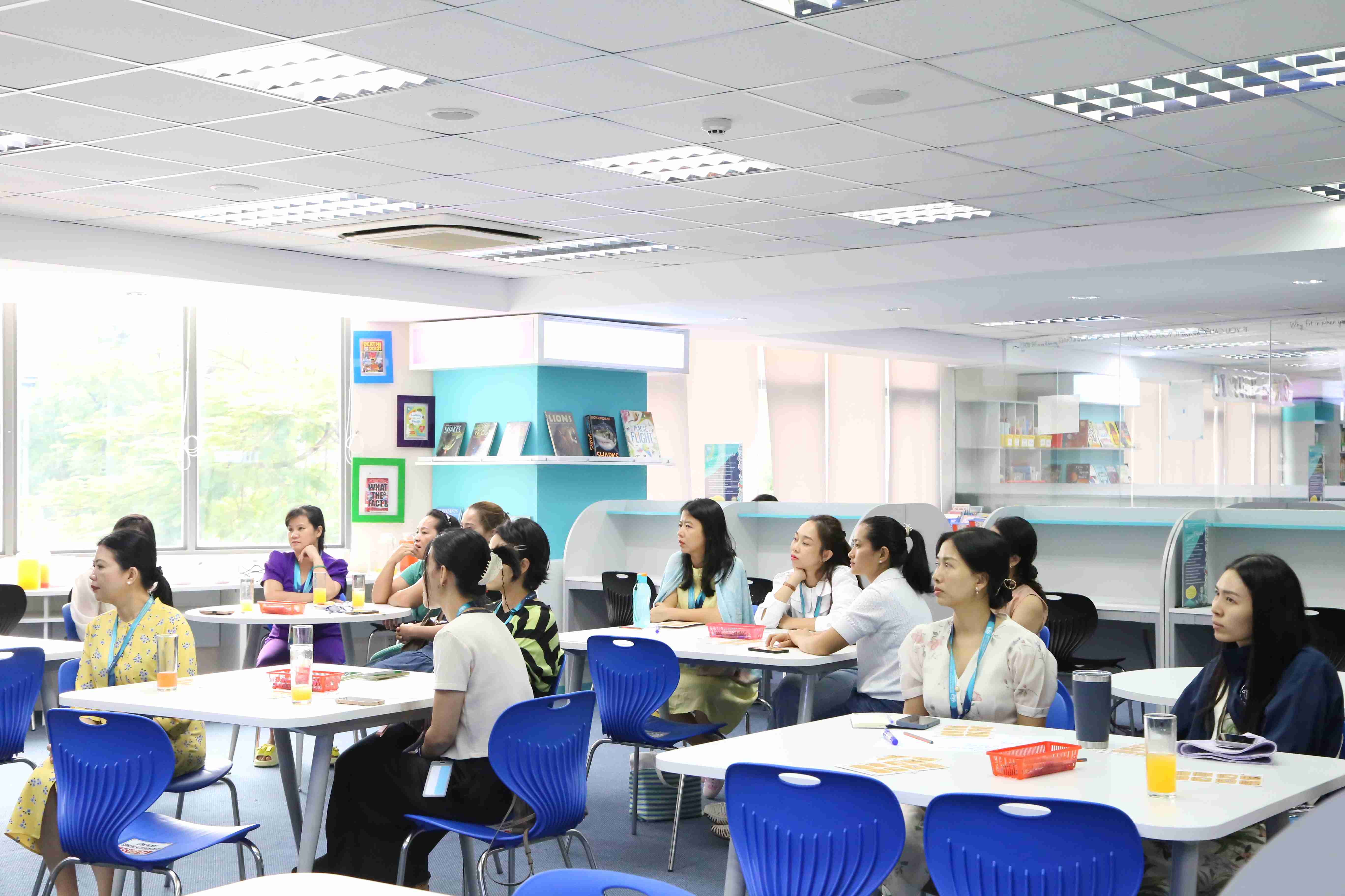 When Moms and Dads Become Storytellers - BVISHCMC EYFS Reading Workshop
