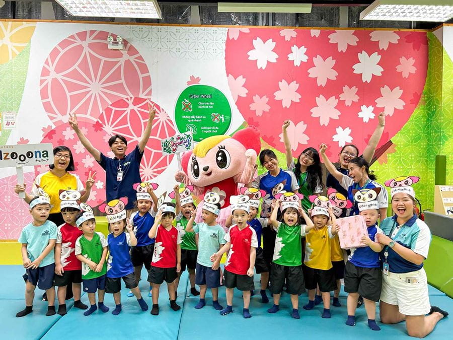 F2 Exciting trip to Kidzoona - F2 Exciting trip to Kidzoona