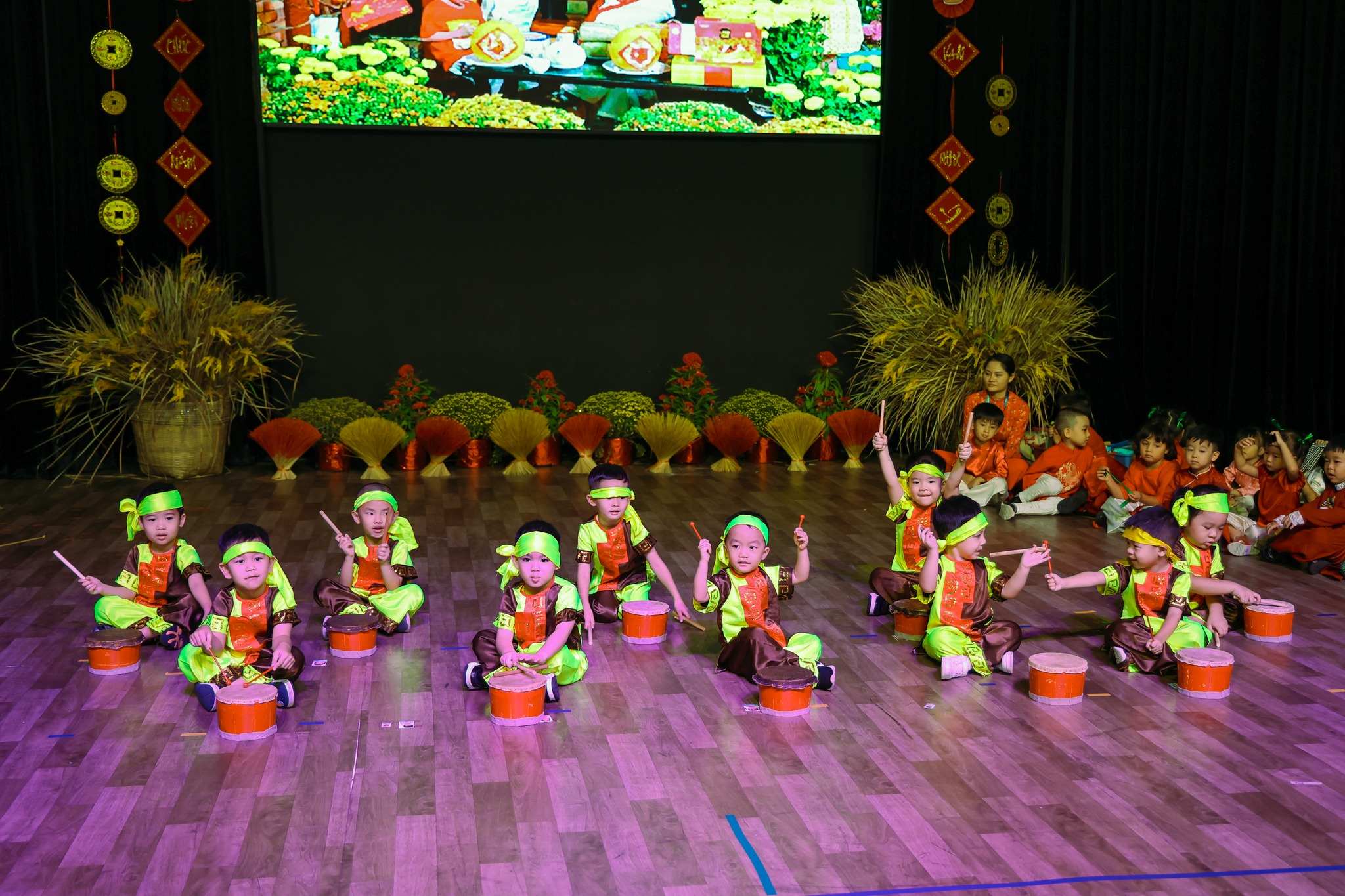 Cùng Các Thiên Thần Nhỏ Tại BVIS Chào Đón Xuân Ất Tỵ! - Carousel For News Detail