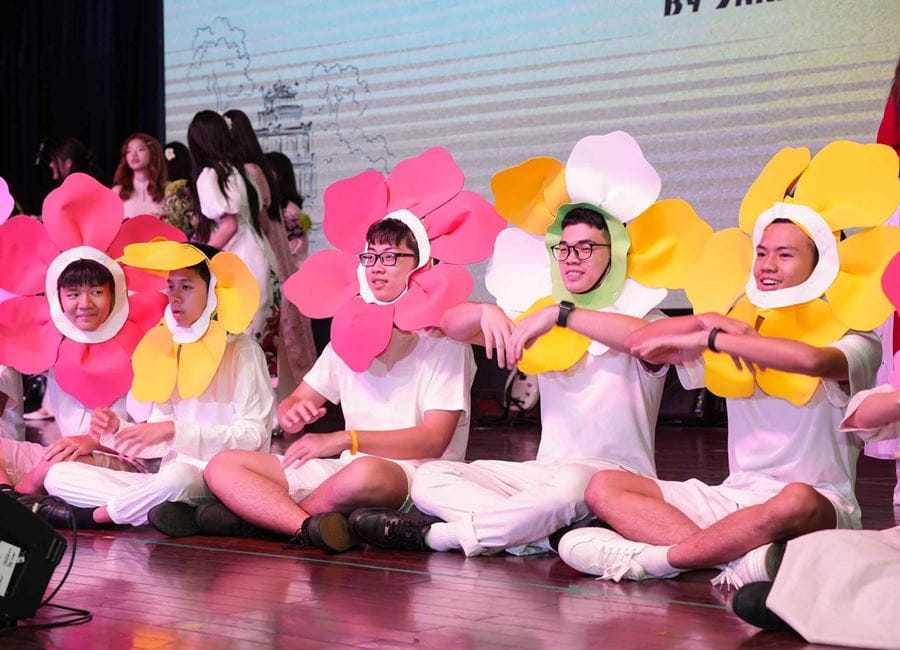 Tôn vinh vẻ đẹp truyền thống và giá trị văn hóa Tết - Honoring the Beauty of Tradition and Cultural Values of Tet