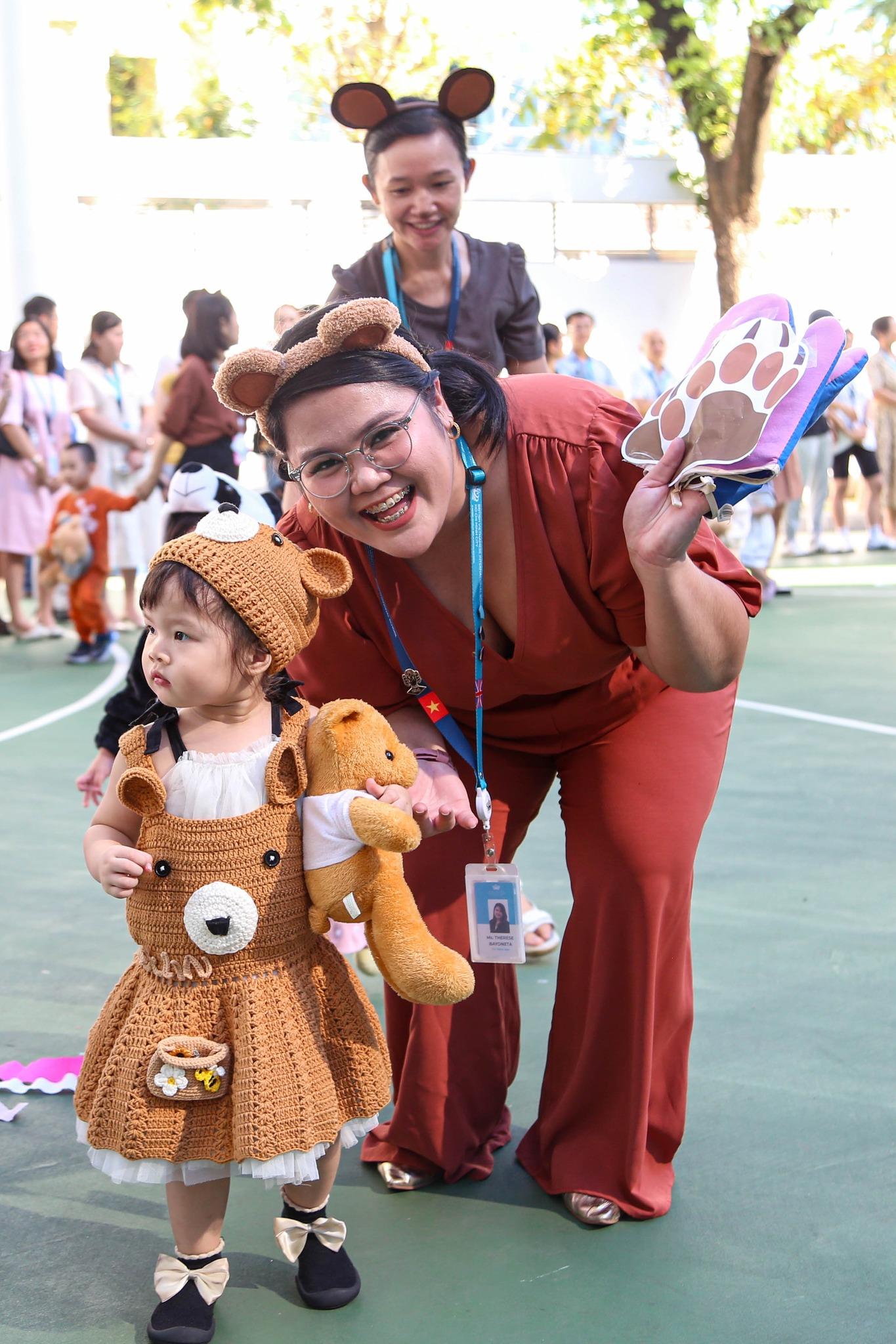 Tổng Kết Tuần Lễ Sách Khối Tiểu Học: Hành Trình Khám Phá Tri Thức và Khơi Dậy Niềm Đam Mê Đọc Sách!  - Carousel For News Detail
