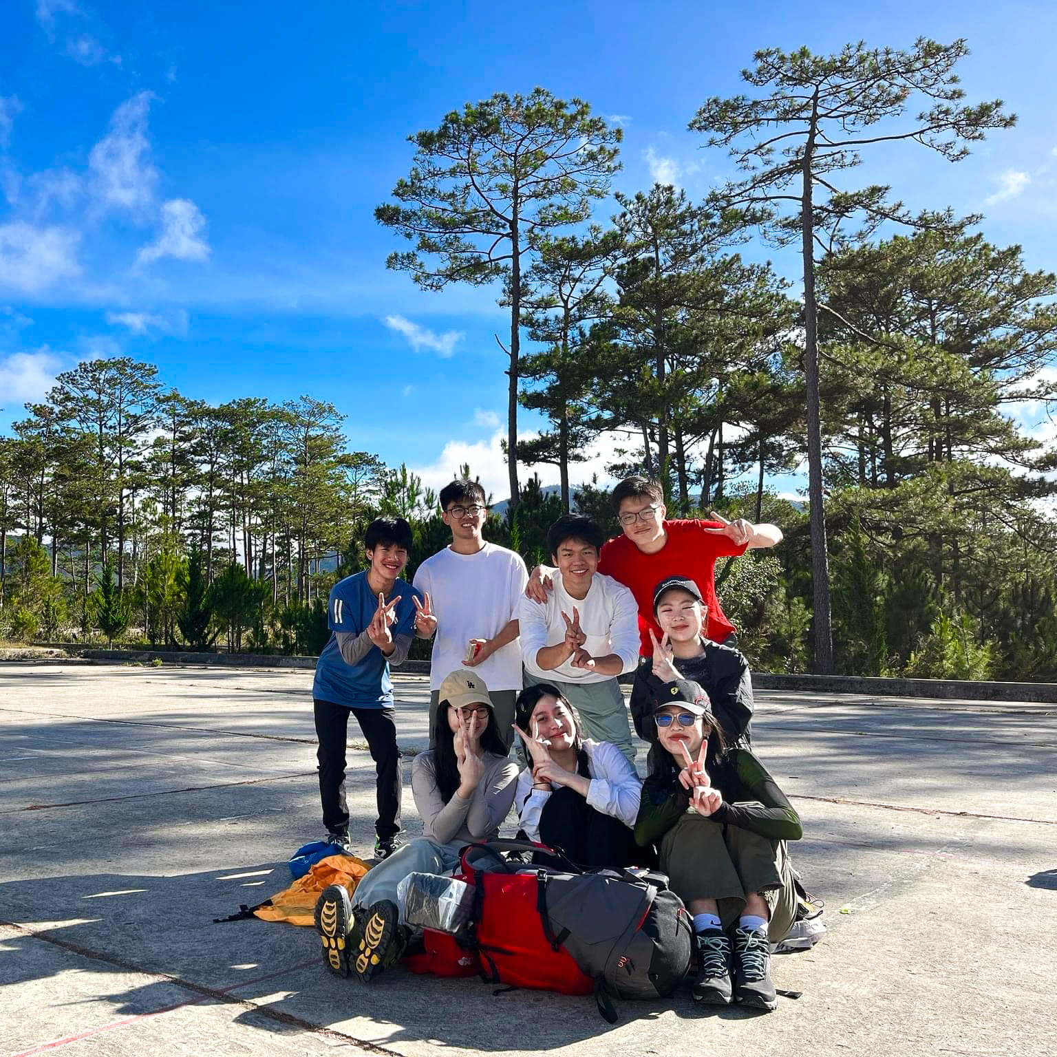 Jun Ann, Niên khóa 2025: Trúng tuyển ba trường đại học danh tiếng tại Vương quốc Anh - JUN ANN CLASS OF 2025 ACCEPTED TO THREE PRESTIGIOUS UNIVERSITIES IN THE UK