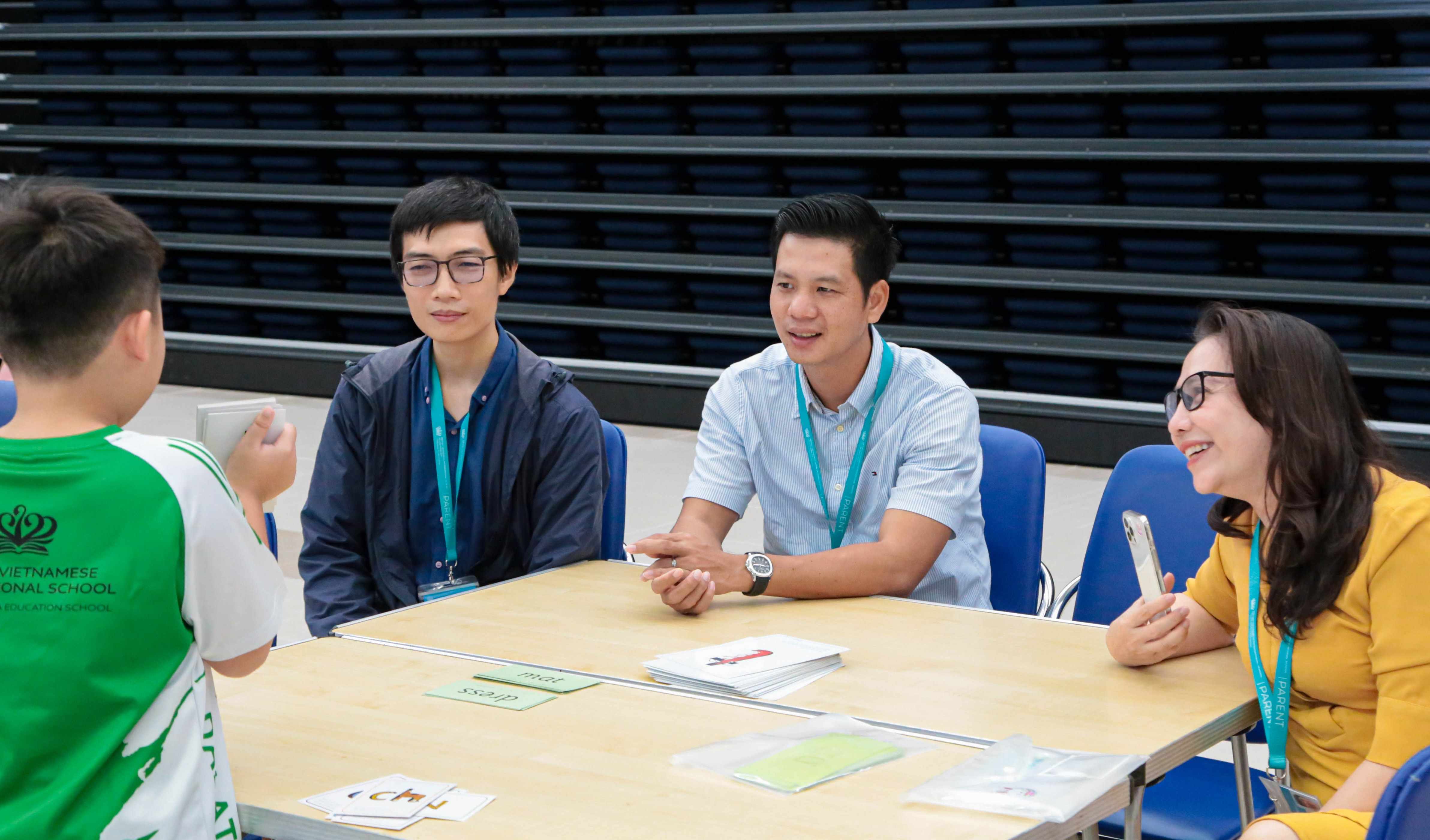 BVIS parents enjoy Phonics learning with our young experts! - Carousel For News Detail
