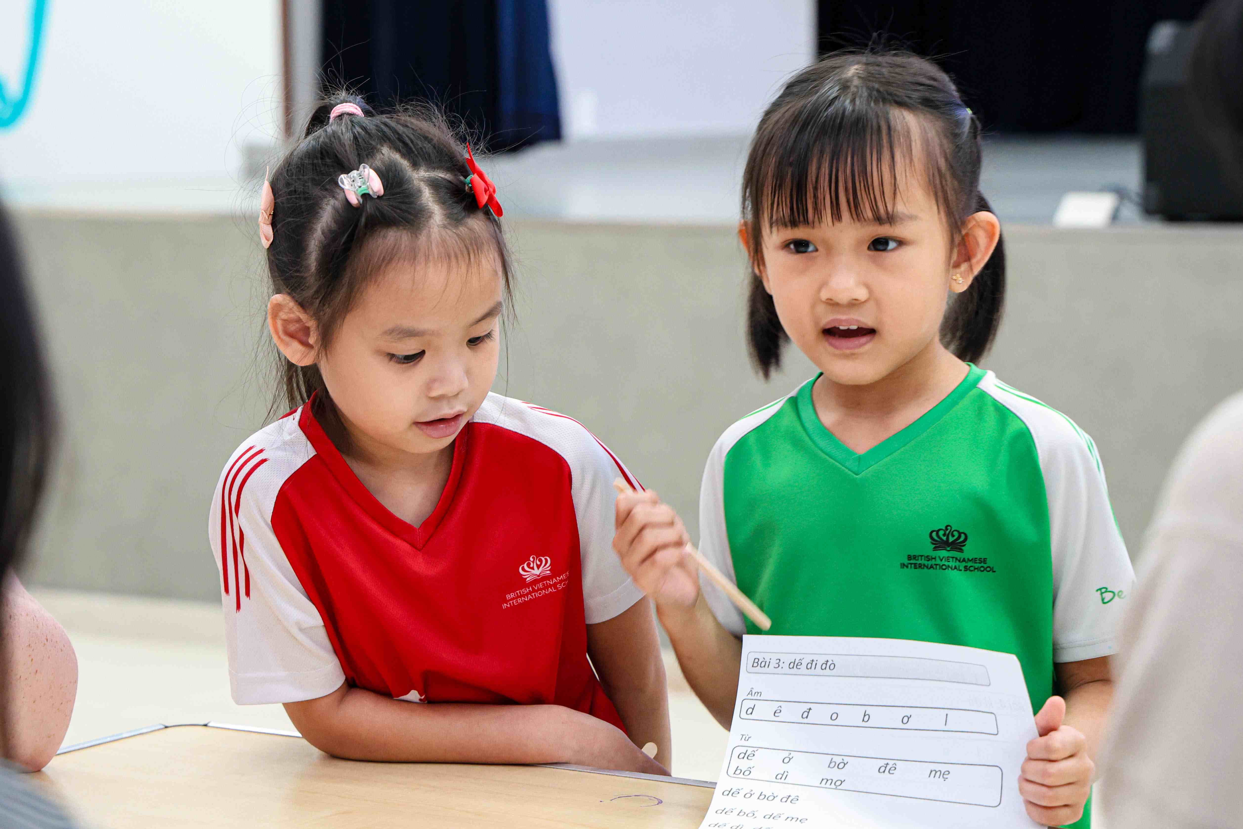 Phụ huynh BVIS vui học âm vần cùng các chuyên gia nhí! - BVIS parents enjoy Phonics learning with our young experts