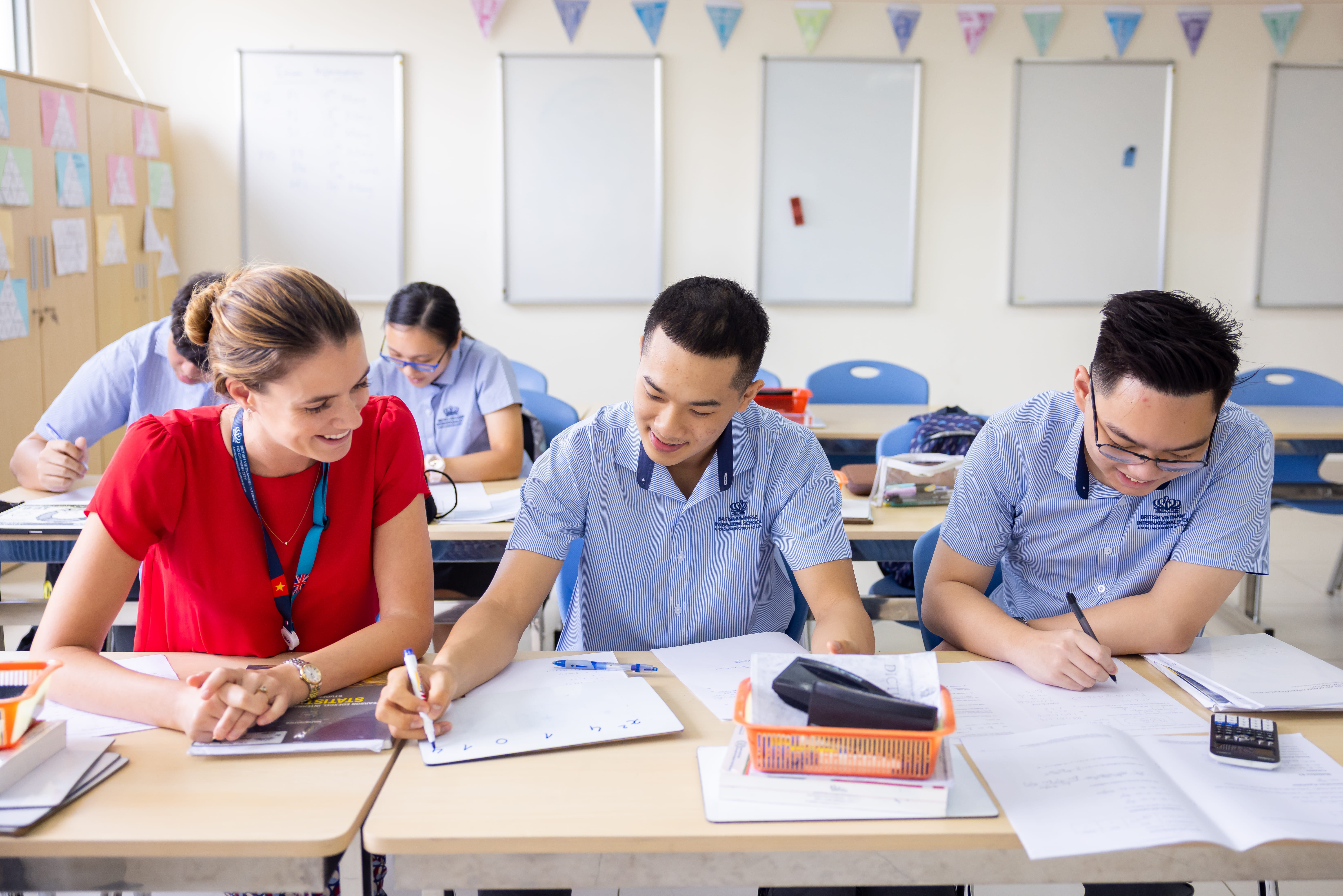 Top 5 lợi thế nổi bật của chương trình Tú tài Anh Quốc tế A Level tại BVIS TP. Hồ Chí Minh - Top five benefits of studying International A Level programme at BVIS Ho Chi Minh City
