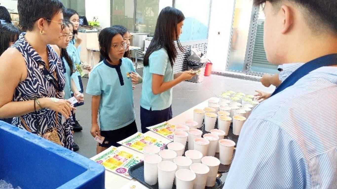 BVIS HCMC Smoothie Sale for Charity