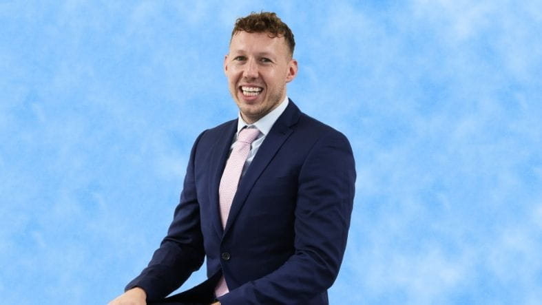 Thầy Thomas Galbraith - Mr-Thomas-Galbraith