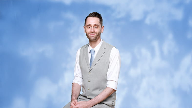 Thầy Bartholomew Dobson - Mr-Bartholomew-Dobson