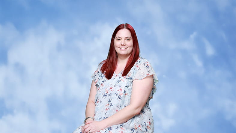 Cô Karen Foster - Ms-Karen-Foster