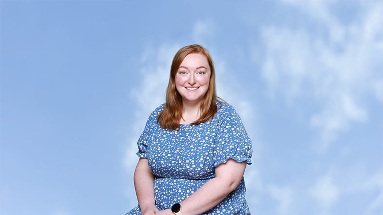 Cô Ríoghnach Devine - Ms-Roghnach-Devine
