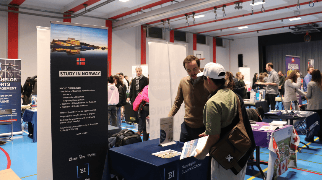 Salon des universits 2png