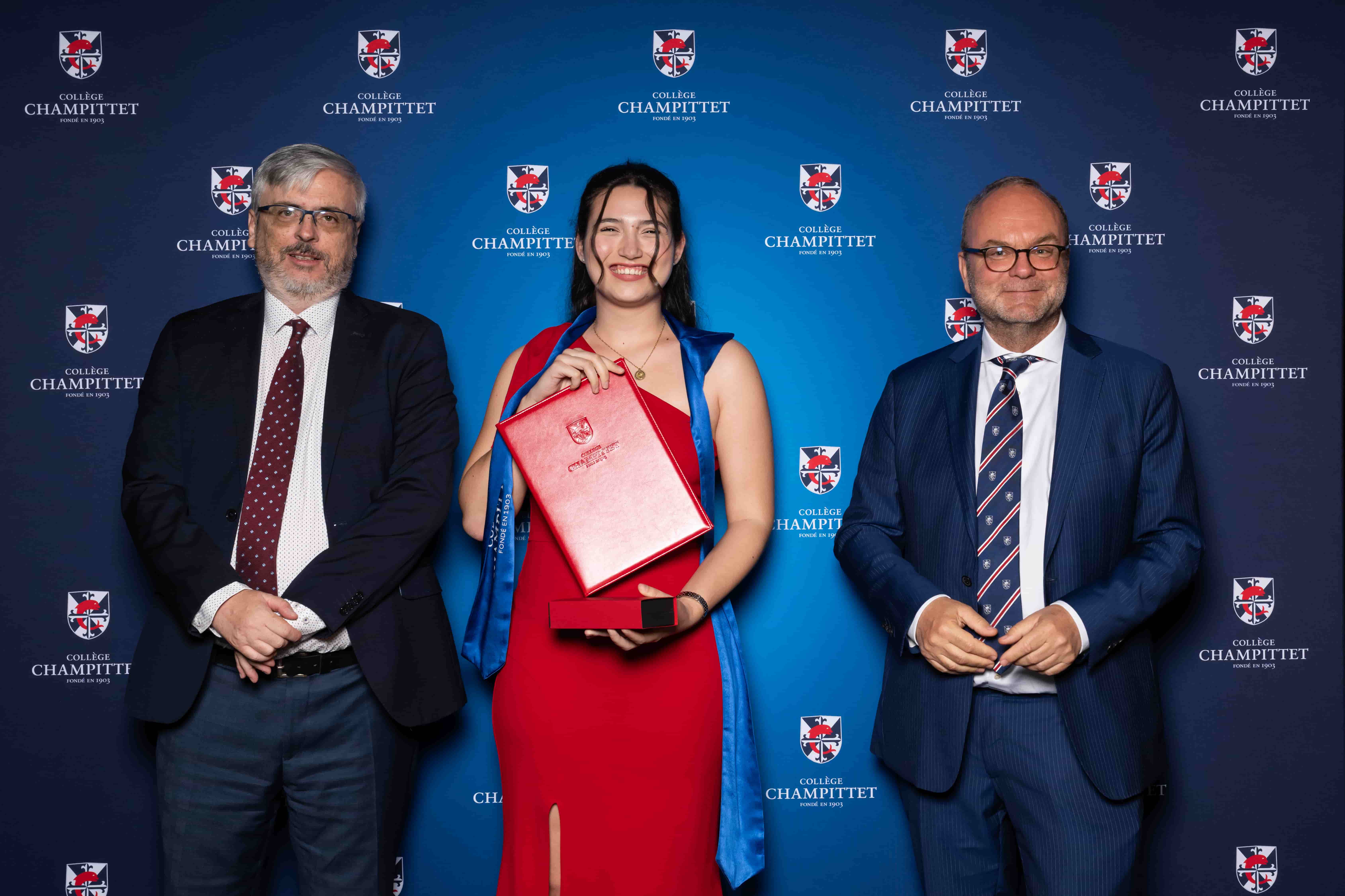 GraduationChampittet25458 1minjpg