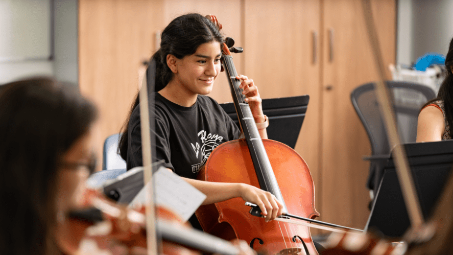 Les musiciens de Champittet présentent leur talent dans le cadre du concours « Jeune musicien virtuel de l'année » - Champittet musicians showcase talent in Virtual Young Musician of the Year Competition