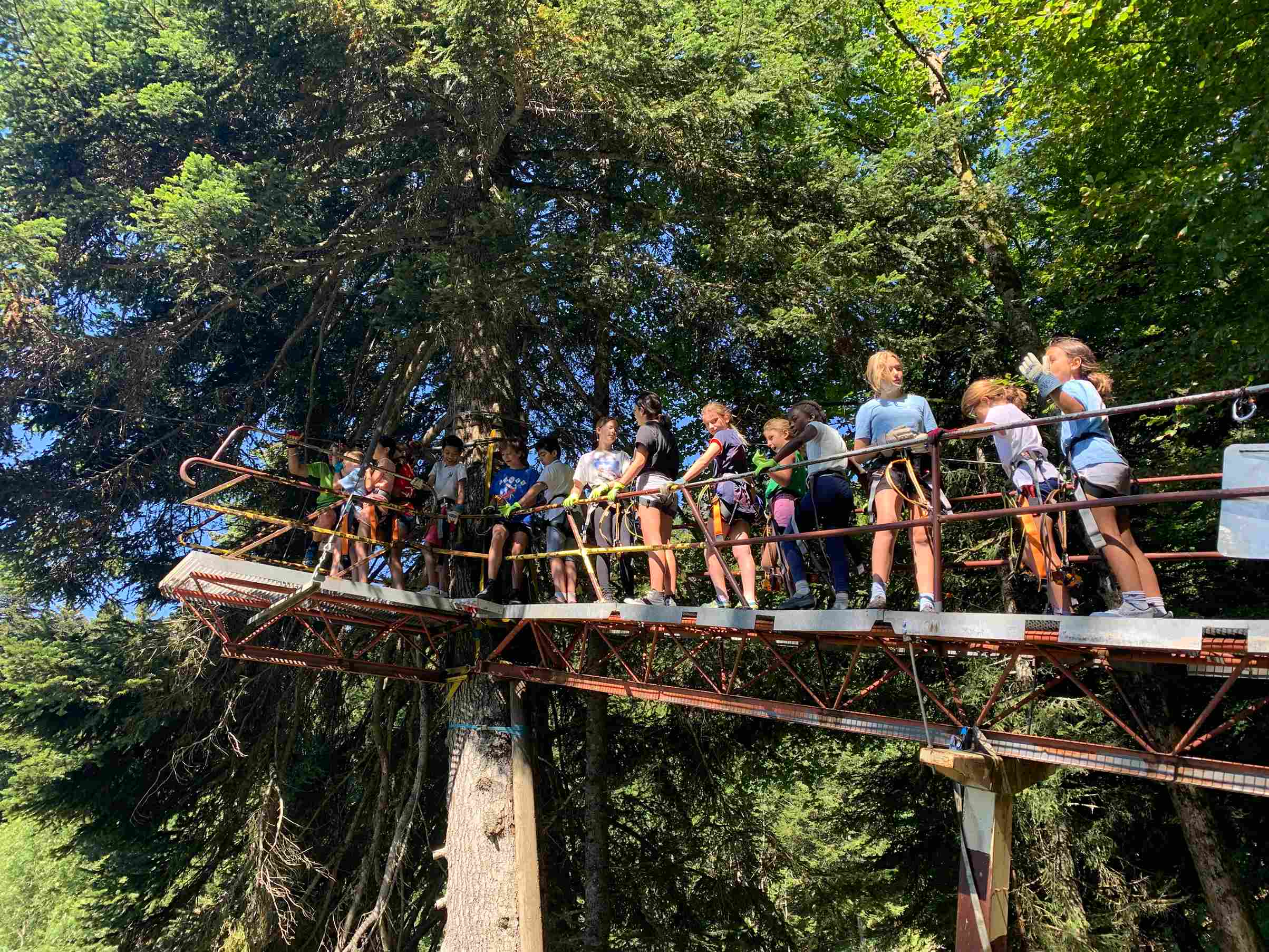 Apply for Discovery Camp | Collège du Léman - Content Page Header