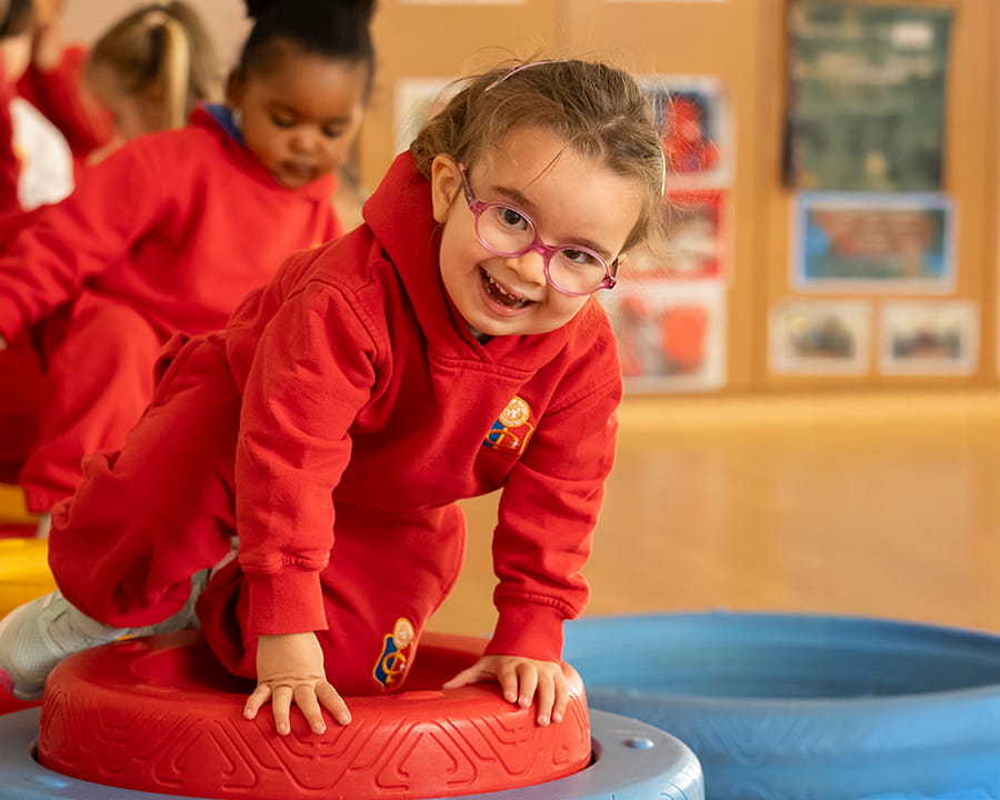 Préscolaire bilingue à Genève | Rencontre Stay & Play (2–6 ans) | Collège du Léman - Image-50-50 Checklist - CDL