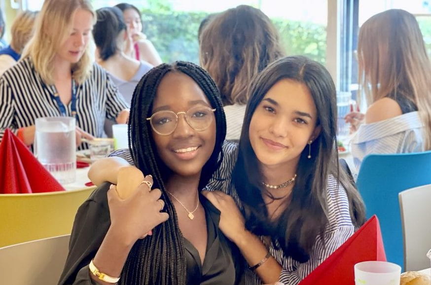 Boarding School in Geneva, Switzerland | Collège du Léman - Carousel Default - CDL