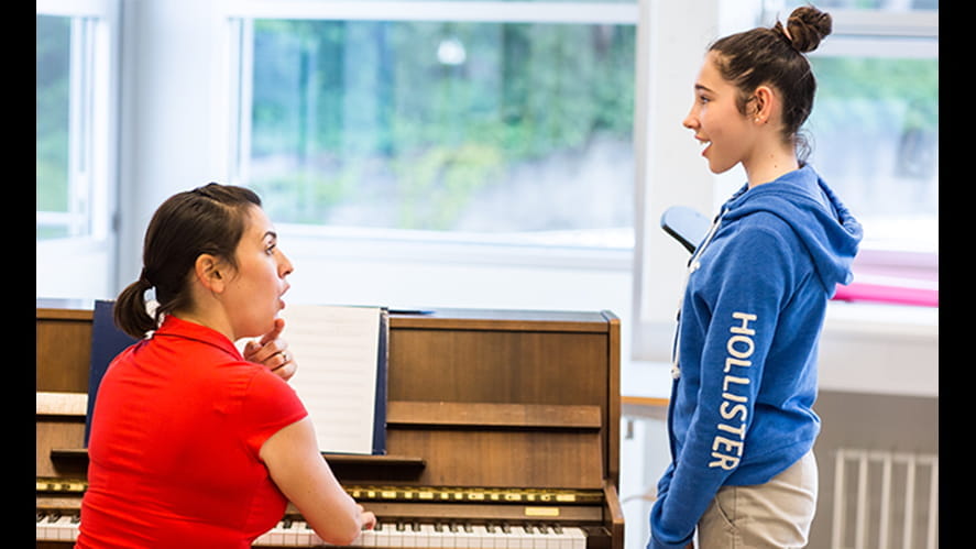 Summer Arts Applications open blog1