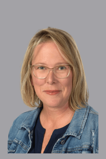 How We Teach | International College Spain - Feature Cards Pattern