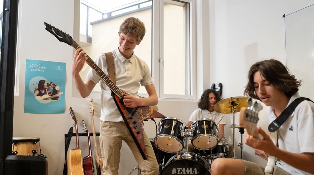 LaCoreBeyondCarousalImage11090x609jpg