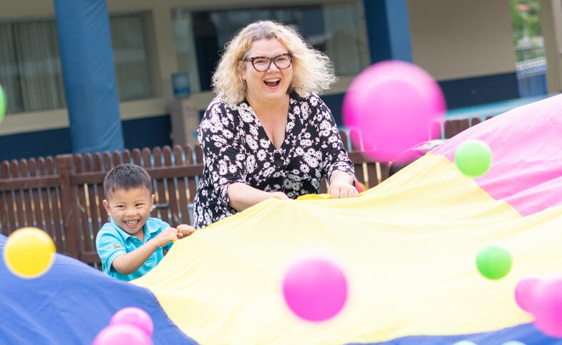 ノードアングリア・インターナショナルスクール上海浦東|英国式×国際教育|NAIS Pudong - 03 - Feature Cards Pattern - RU