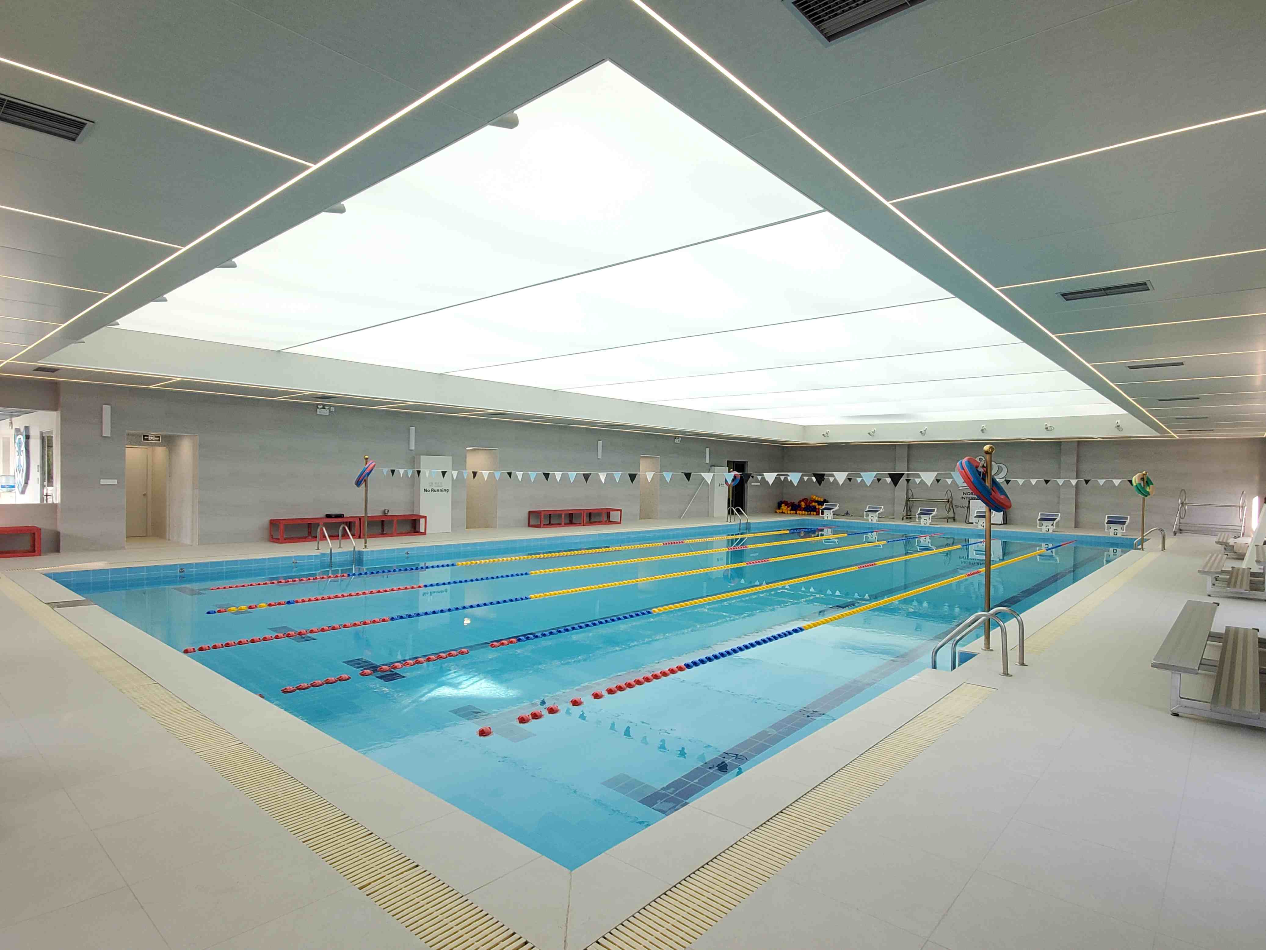 Nord Anglia International School Shanghai, Pudong - 06 - Feature Cards Pattern - RU