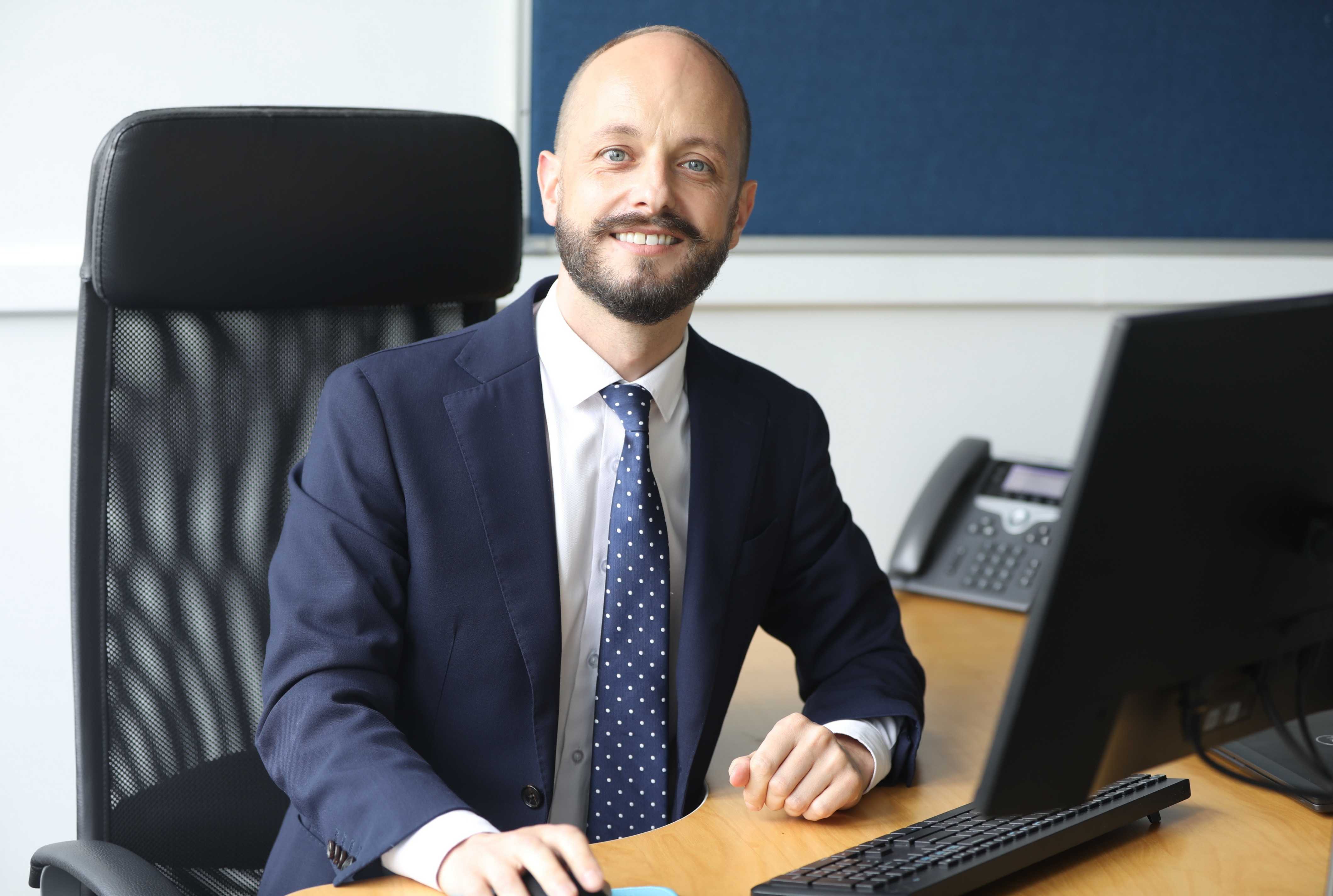 How We Teach | Nord Anglia International School Pudong - Feature Cards Tabs