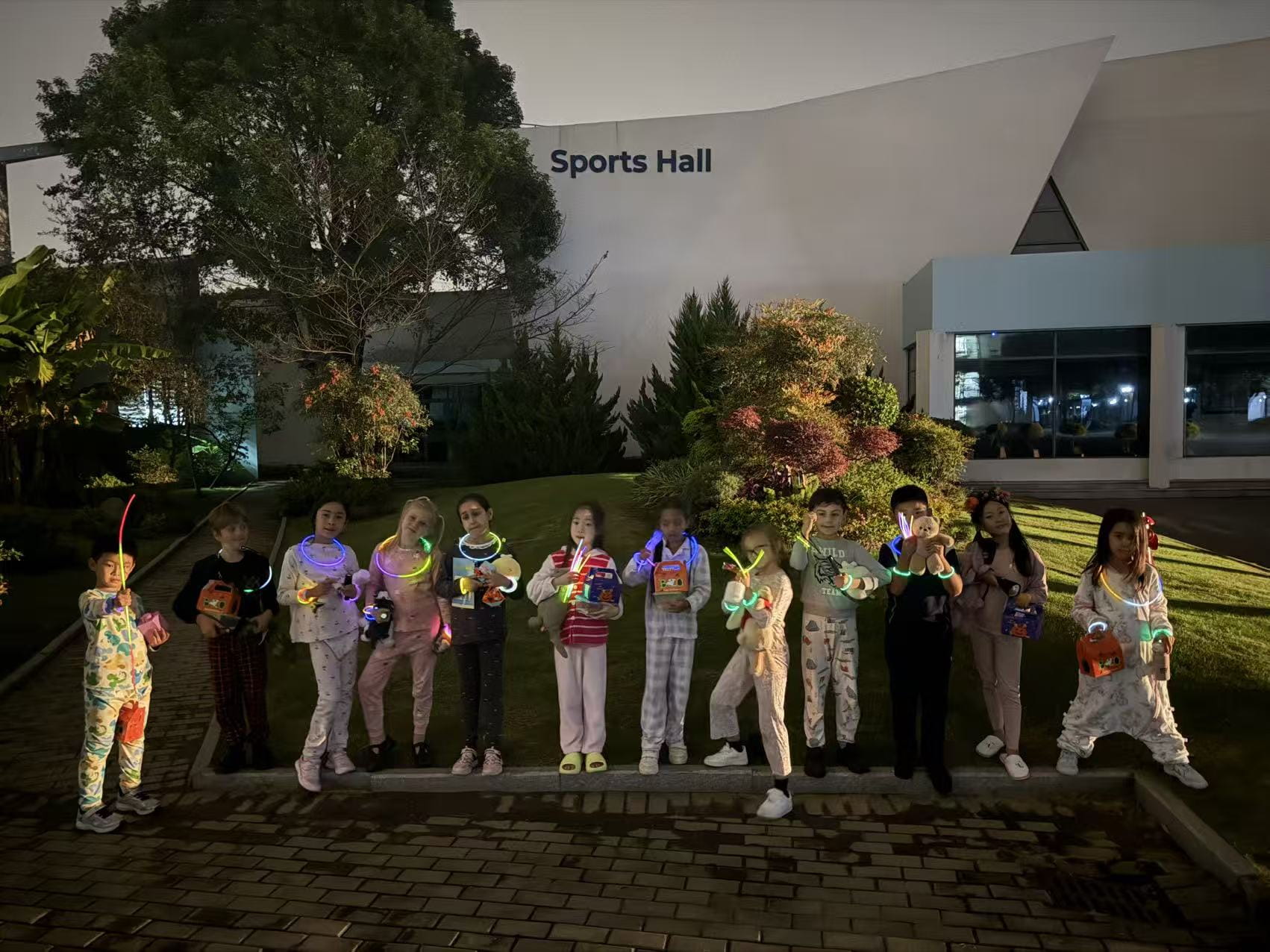 Year 3 Camp Out at NAIS Pudong - Year 3 Camping