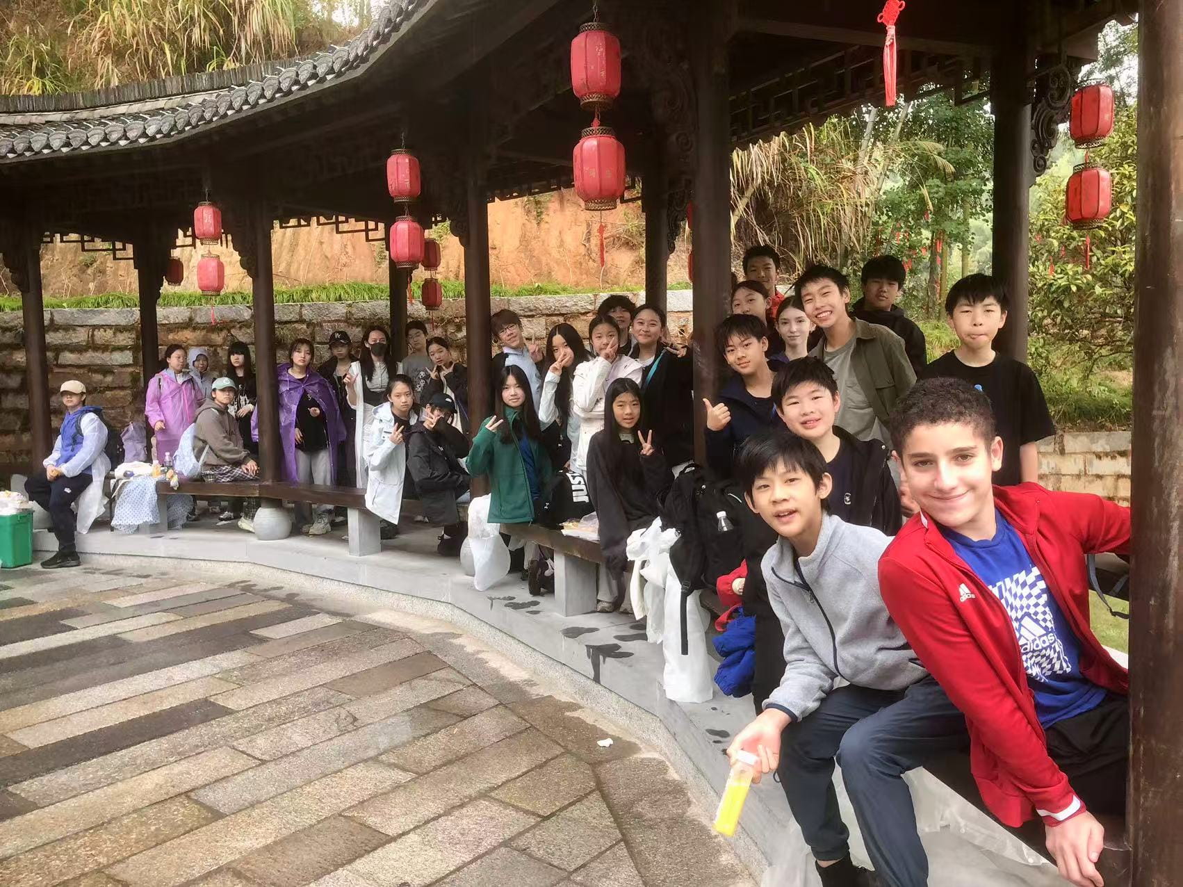 Year 8 and 9 Explore Huangshan for Enrichment Week - Year 8 and 9 Explore Huangshan
