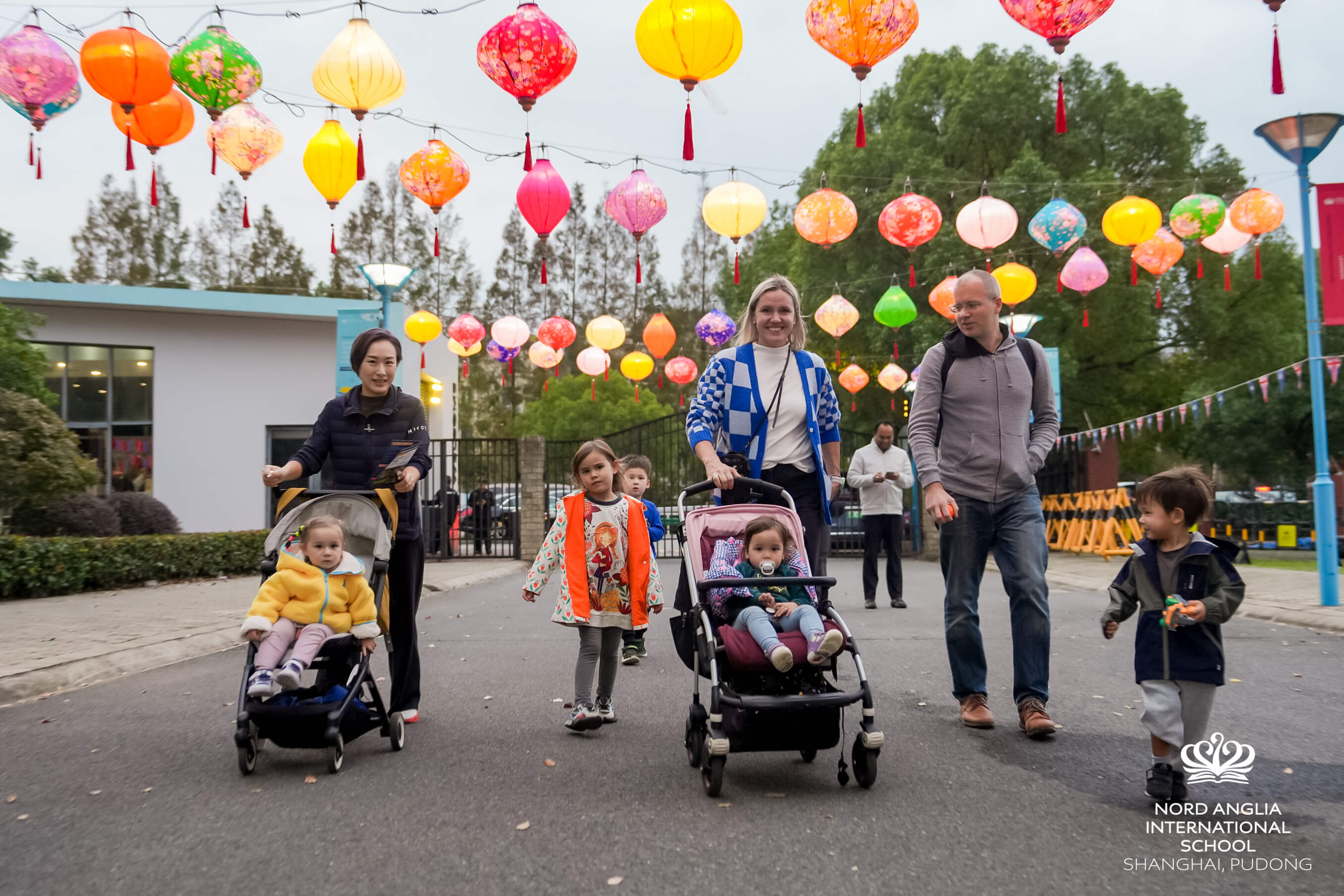 Bonfire and Chinese Lantern Party 2025 - Bonfire and Chinese Lantern Party 2025