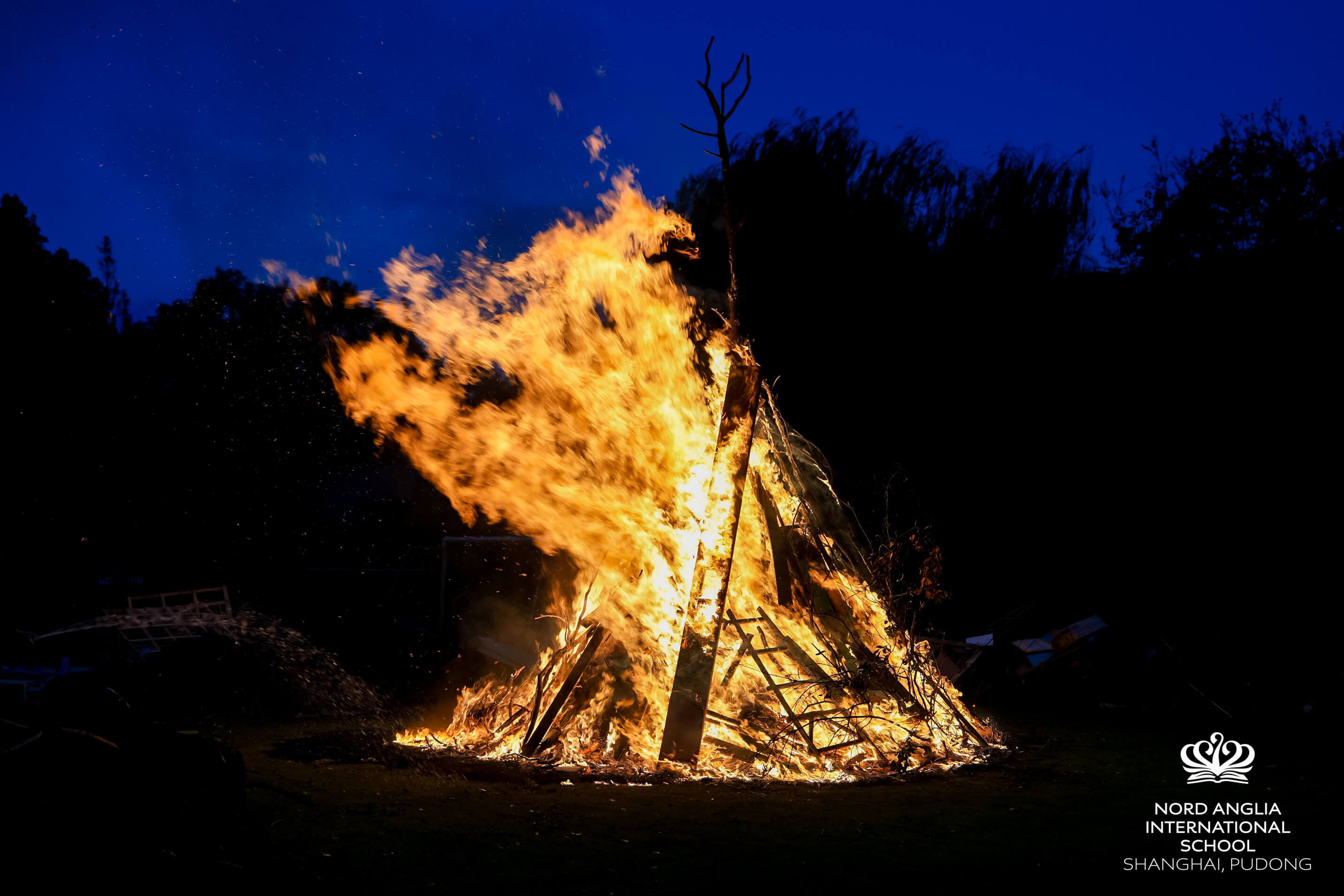 Bonfire and Chinese Lantern Party 2025 - Bonfire and Chinese Lantern Party 2025