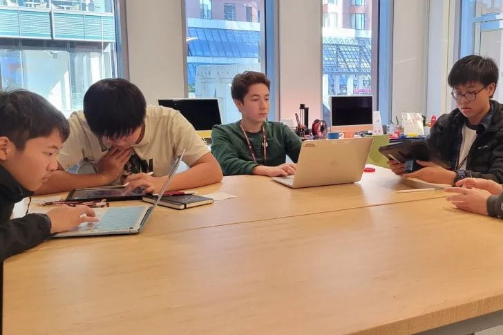 NAIS Pudong Challenge Winners Visit MIT - Winners visit MIT