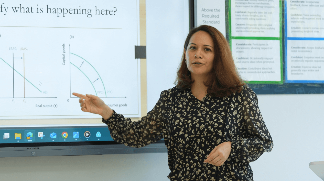 Gloria Montalvo Arias - Gloria Montalvo Arias