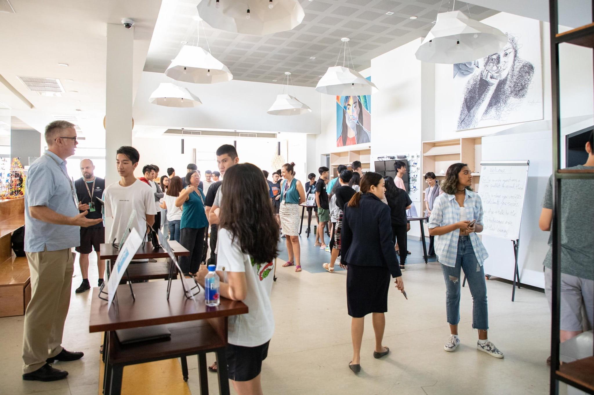 Why the Extended Essay is both one of Northbridge Grade 12 students' greatest challenges and most rewarding experiences - whytheextendedessayisbothoneofnorthbridgegrade12studentsgreatestchallengesandmostrewardingexperience