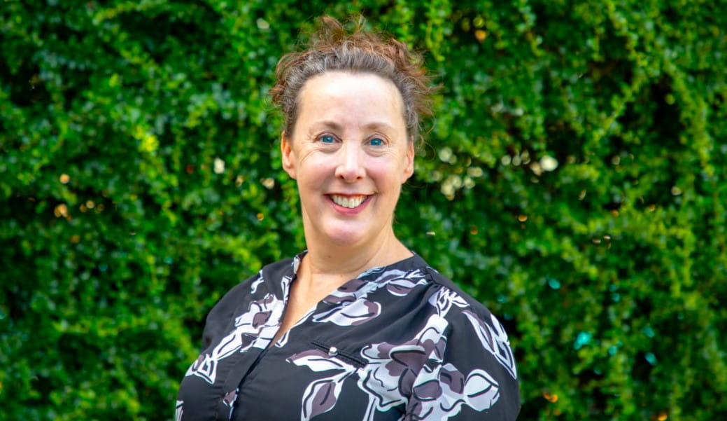 Wendy Lahy-Neary - Wendy Lahy-Neary