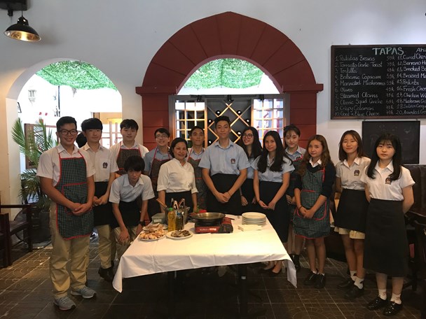 Fun cooking at La Salsa | British International School Hanoi-fun-cooking-at-la-salsa-La Salsa 2018 Trip (11)
