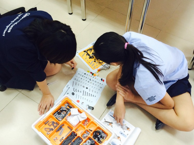 British International School Hanoi Robotic Club (4)