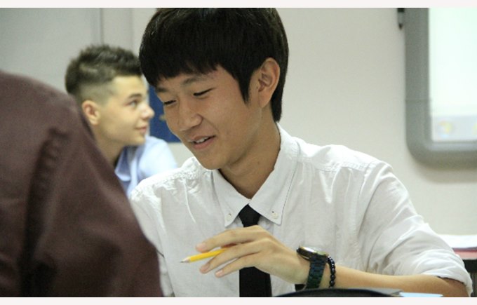 Learning English at Regents International School Pattaya